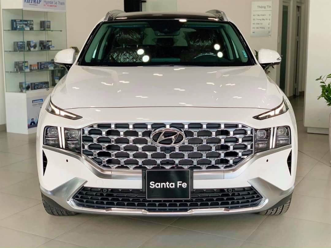 Giá Lăn Bánh Hyundai Santafe 2023 Các Phiên Bản 13 Giá Lăn Bánh Hyundai Santafe 2023 Các Phiên Bản hyundai santafe tcmotor hyundai 11 Giá Lăn Bánh Hyundai Santafe 2023 Các Phiên Bản